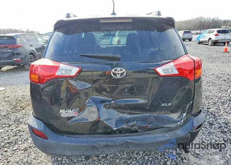 2015 Toyota Rav4 Xle z USA, uszkodzony, nr VIN 2T3WFREV2FW207754